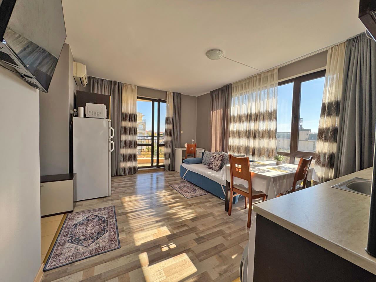 2-Zimmer-Wohnung mit Meerblick in Sveti Vlas – Luxus, Pools und SPA-Einrichtungen das ganze Jahr über