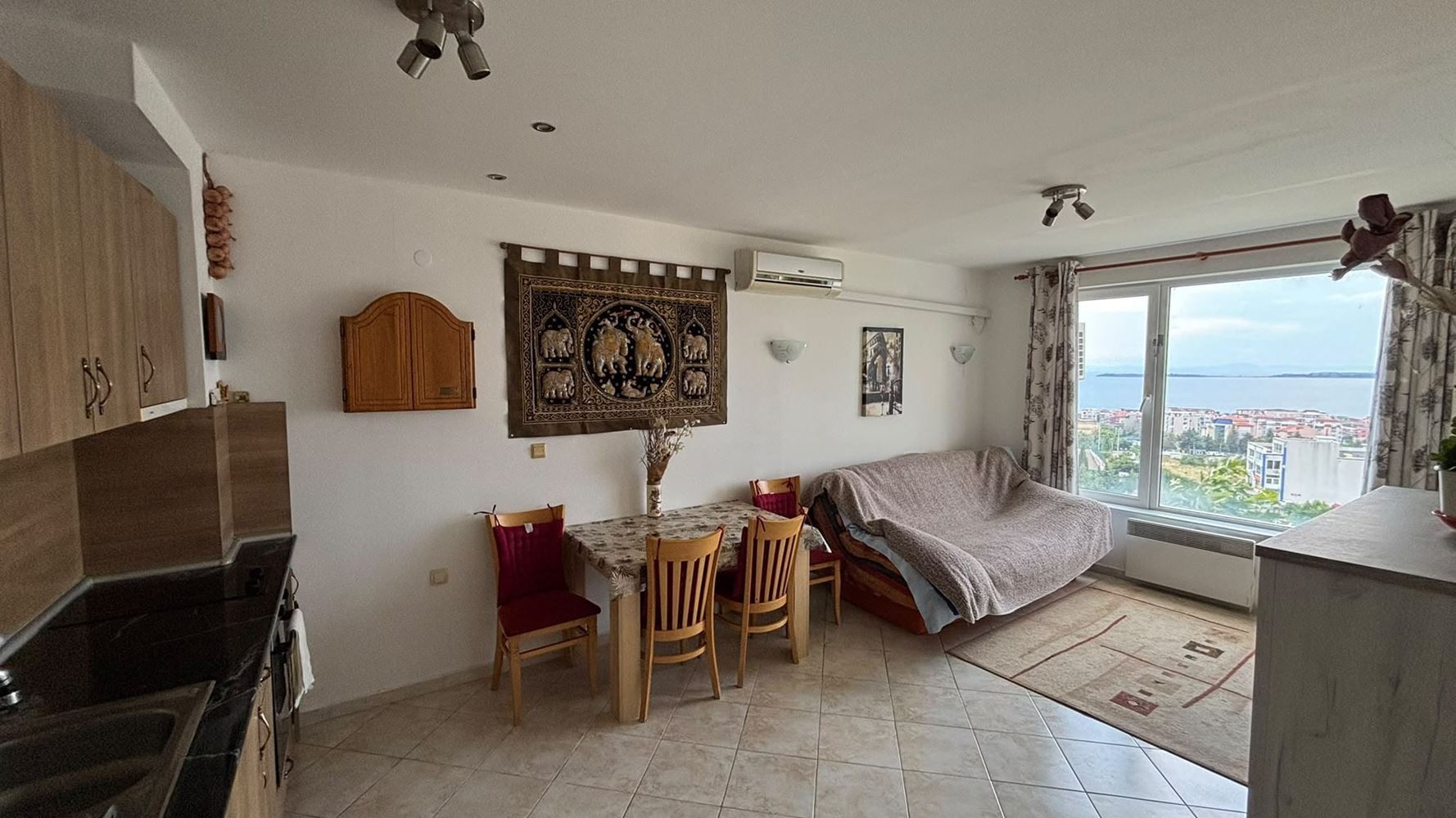 Wohnung mit einem Schlafzimmer und Meerblick in Sveti Vlas – ohne Instandhaltungsgebühr, mit Parkplatz, bezugsfertig