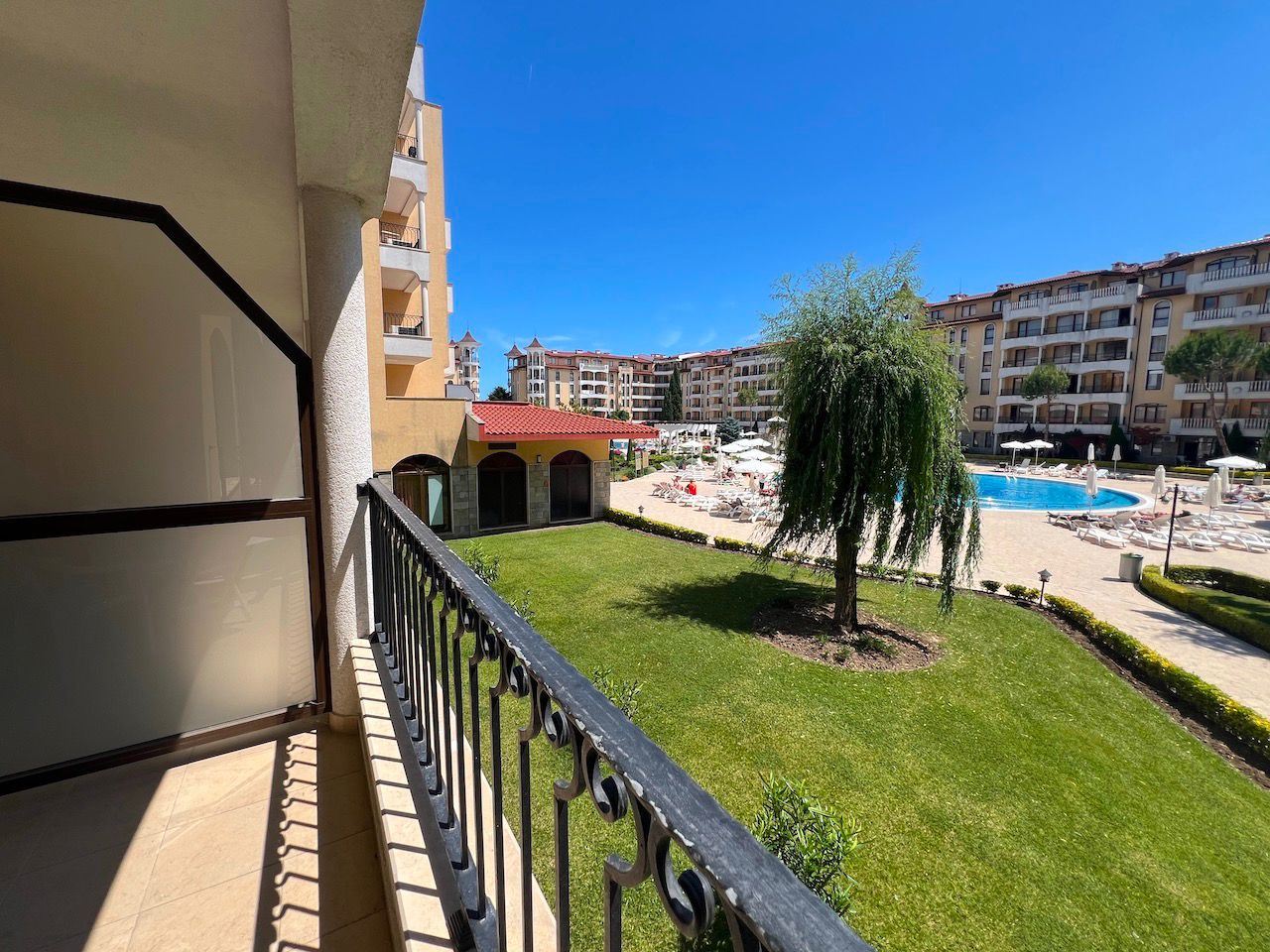 Komfort, Sicherheit und erstklassige Annehmlichkeiten – elegante Wohnung mit einem Schlafzimmer in Sunny Beach