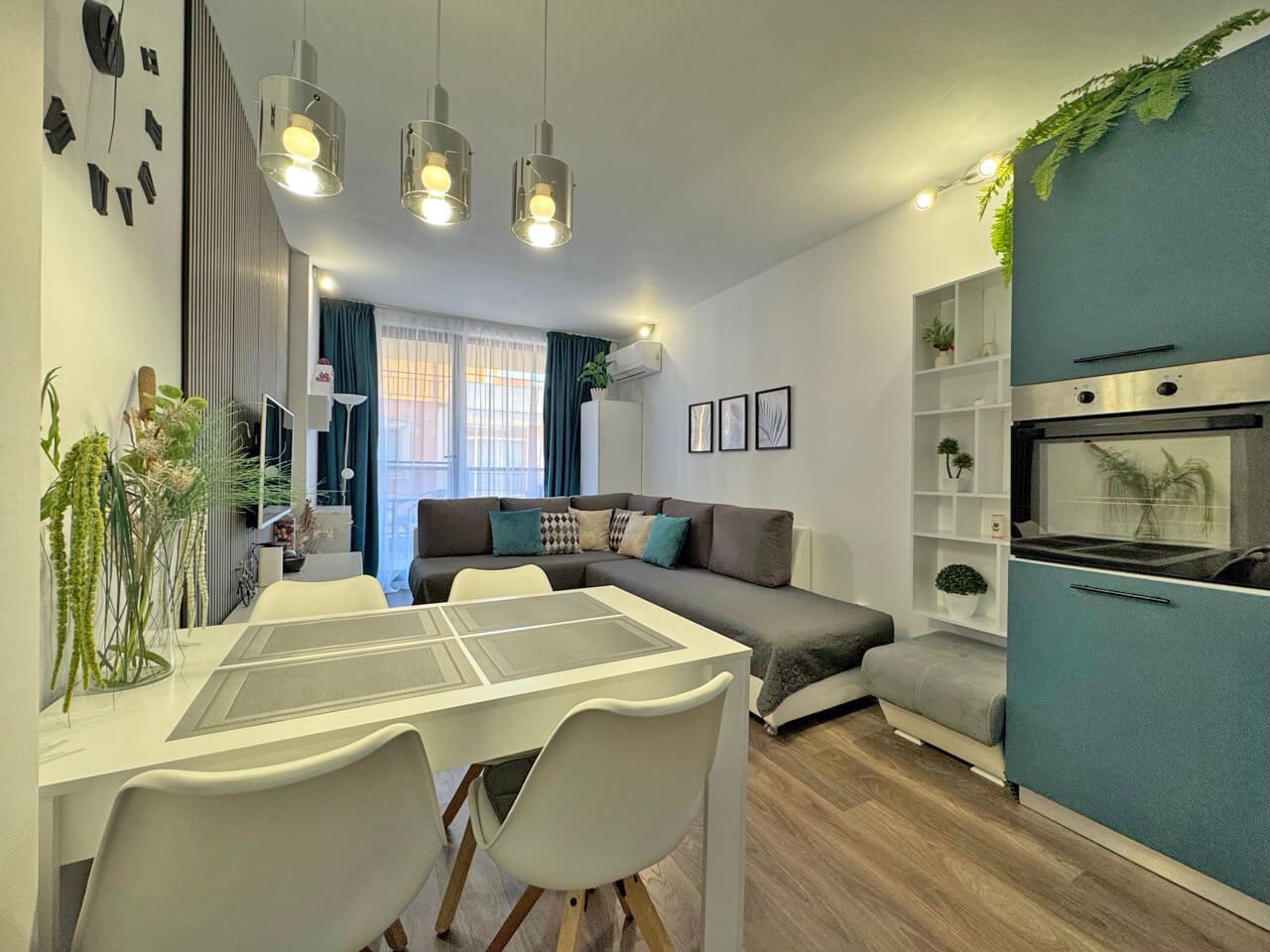 Modernes, vollständig möbliertes Apartment mit einem Schlafzimmer in Sonnenstrand – Stil und Komfort das ganze Jahr über