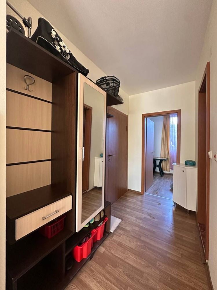 Gemütliche Zweizimmerwohnung in Ravda mit direktem Zugang zum Poolbereich