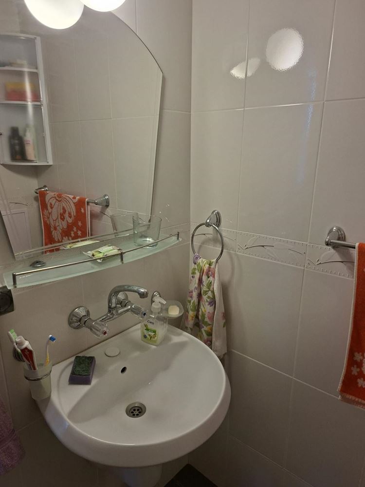 Panorama-2-Zimmer-Wohnung mit Meerblick in Ravda – bezugsfertig