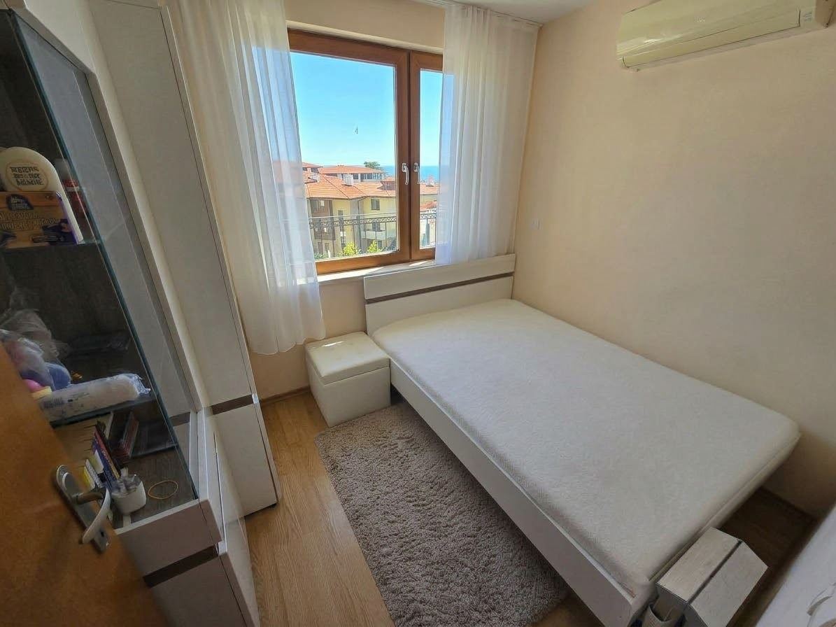 Panoramablick auf das Meer in erster Meereslinie – möblierte Zweizimmerwohnung mit einem Schlafzimmer in Sveti Vlas