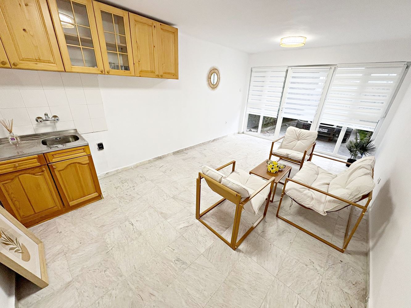 Zwei unabhängige Wohneinheiten mit Meerblick im Zentrum von Sveti Vlas – Designer-Interieur und eigener Parkplatz