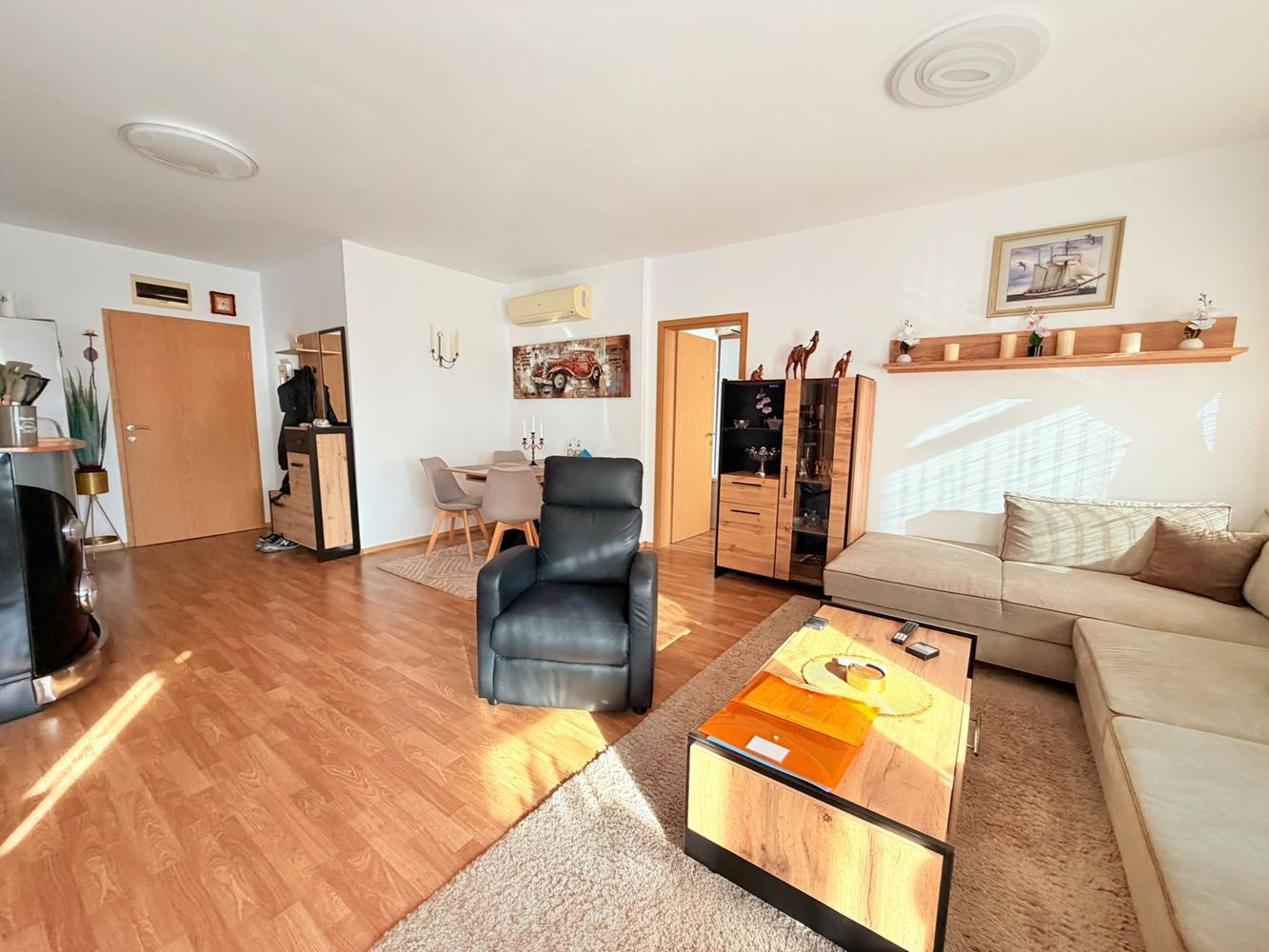 Luxuriöse Wohnung mit zwei Schlafzimmern und Poolblick in Aheloy – vollständig möbliert und bezugsfertig