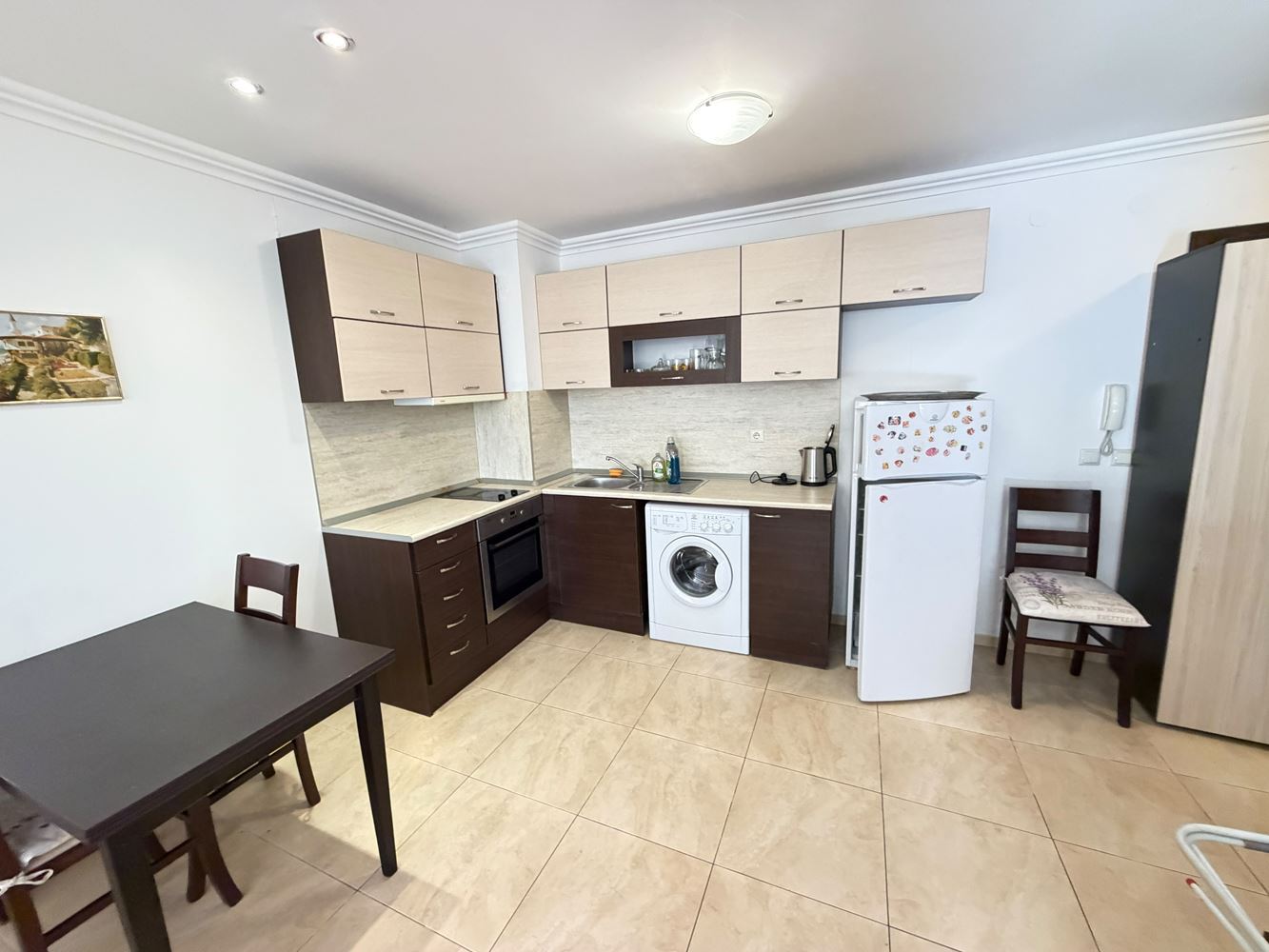 Wohnung in erster Meereslinie mit direktem Strandzugang in Sveti Vlas – privater Garten direkt an der Wohnung