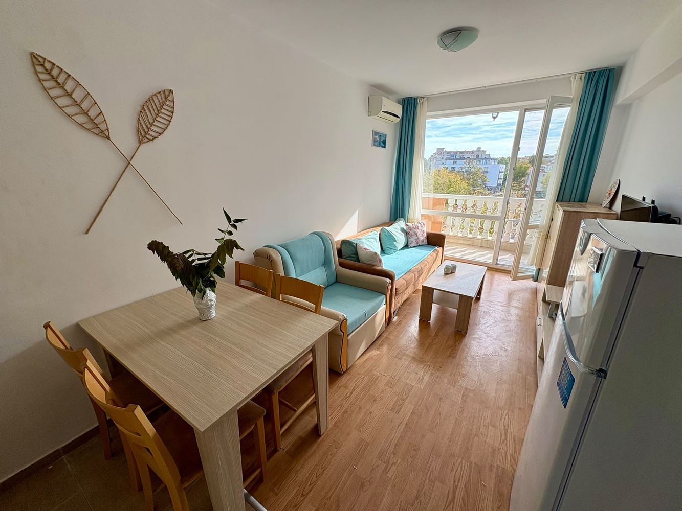 Sonnenstrand – Gemütliche 2-Zimmer-Wohnung mit Poolblick, nur fünf Minuten vom Strand entfernt