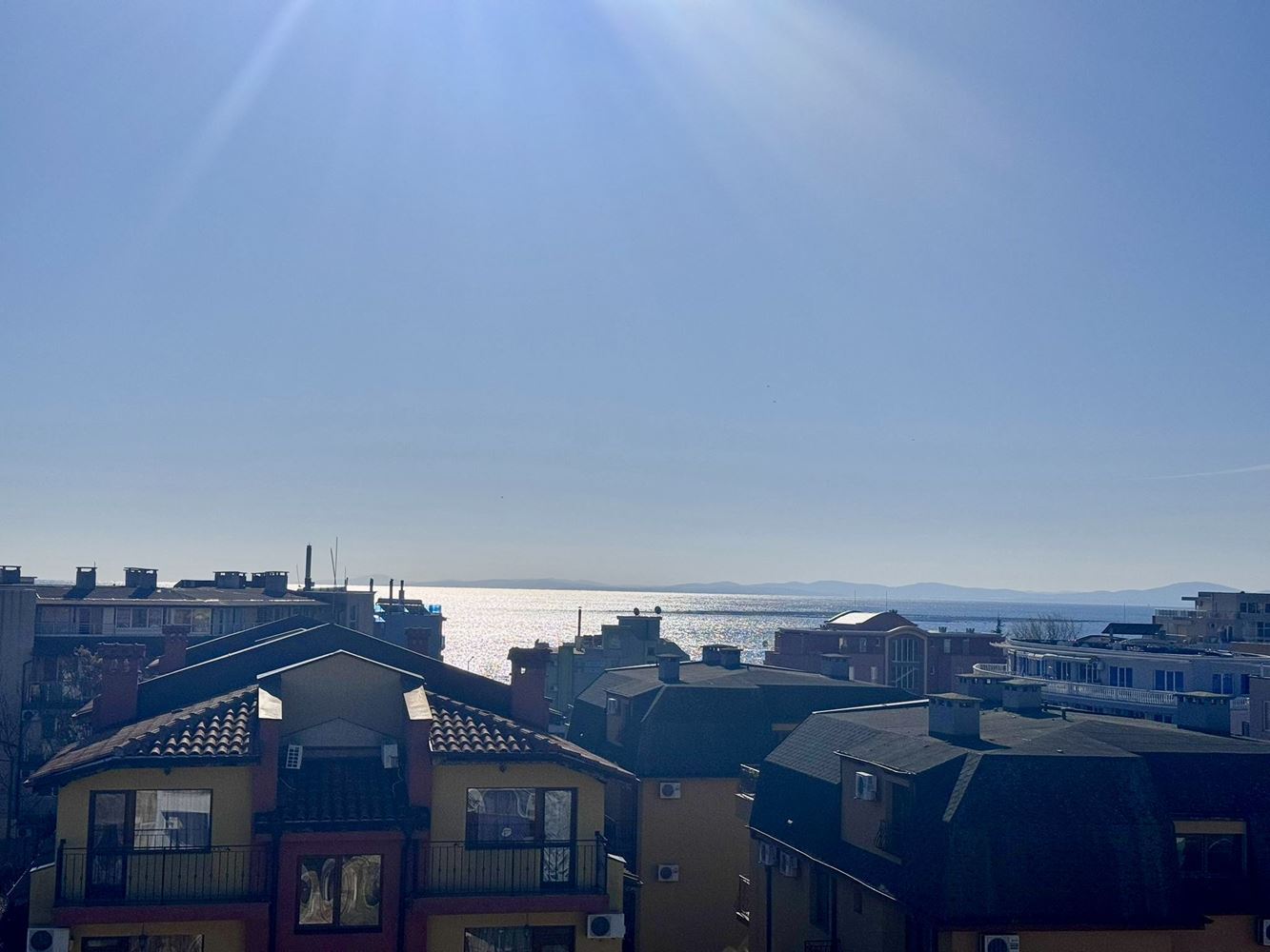 2-Zimmer-Wohnung mit Panoramameerblick in Nessebar – nur 200 m vom Strand entfernt, ausgezeichnete Investition und Zuhause am Meer