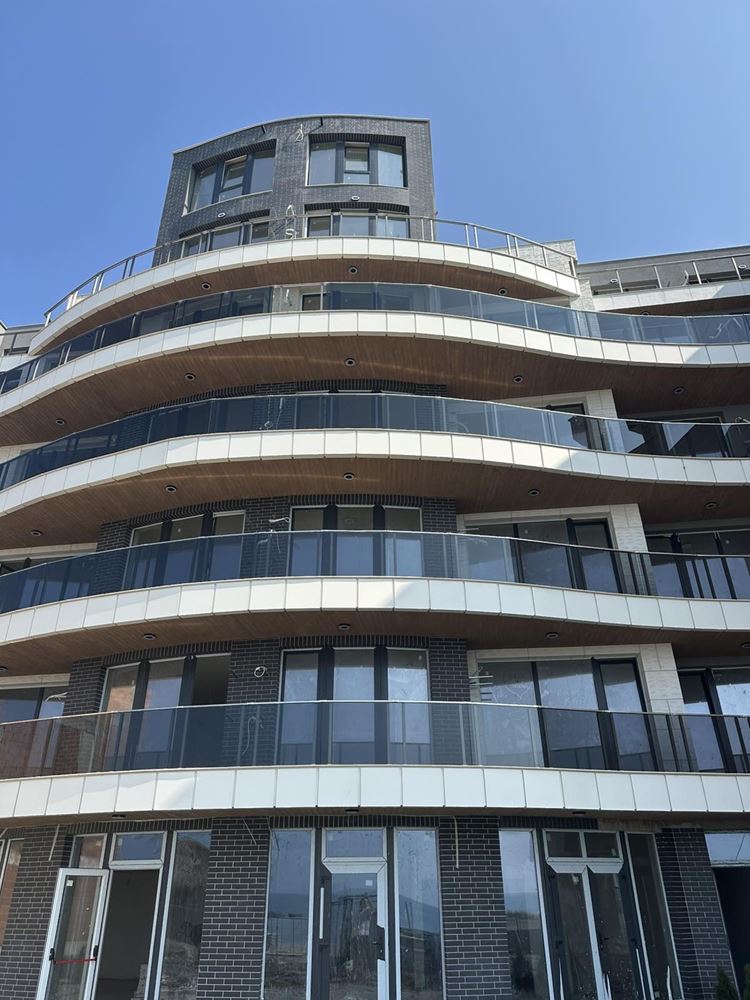 Studio-Apartment in erster Meereslinie in Pomorie – nur 10 Meter vom Strand entfernt, ohne jährliche Wartungsgebühr!