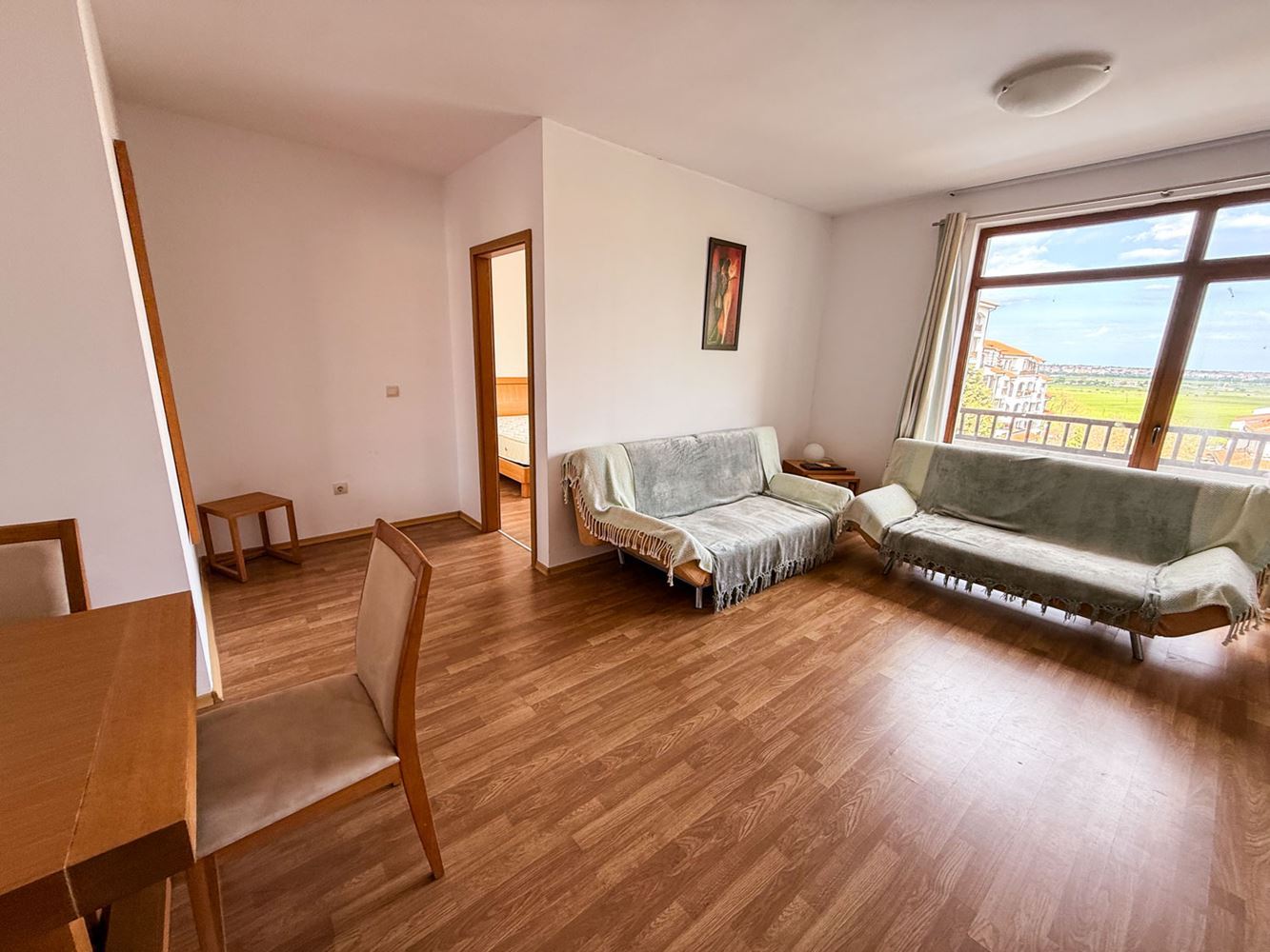 Großzügige 3-Zimmer-Wohnung mit teilweisem Meerblick in Aheloy