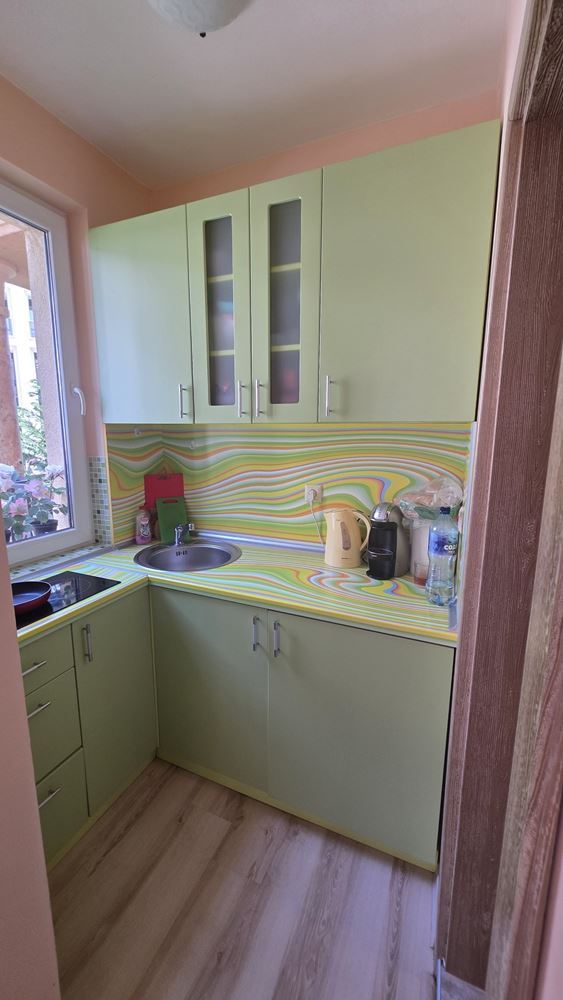 Wohnung mit einem Schlafzimmer in grüner Umgebung und hohem Komfort in Sonnenstrand – ausgezeichnete Investition und gemütliches Feriendomizil