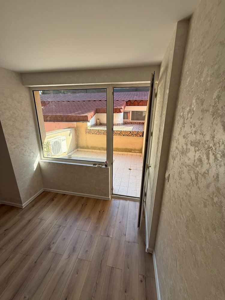 Studio-Apartment in Sveti Vlas mit großer Terrasse und ausgezeichneter Lage – ideal für Urlaub oder Investition