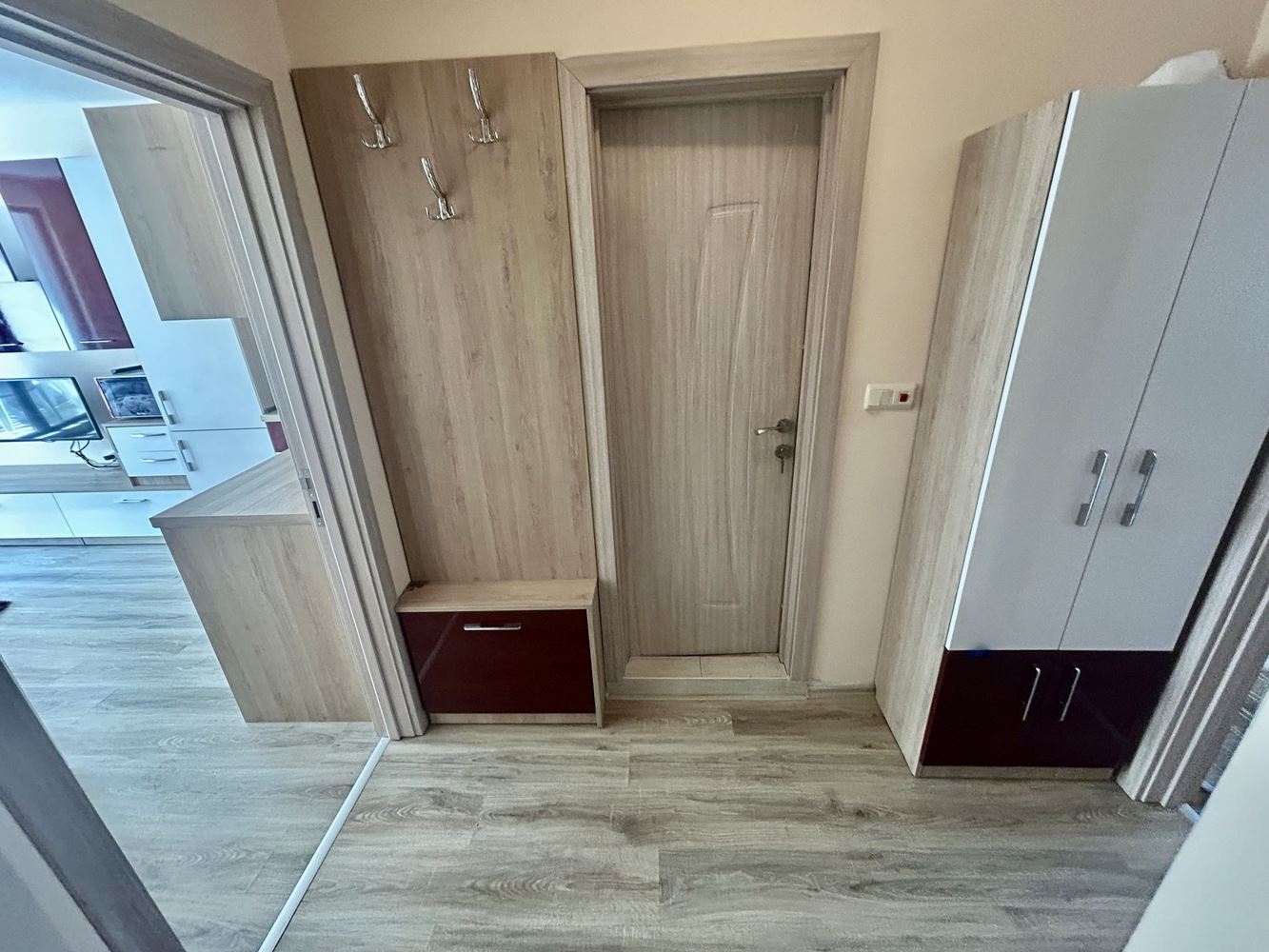 Komfortable 2-Zimmer-Wohnung mit direktem Zugang zum Pool in Nessebar – ein außergewöhnlich praktisches Angebot