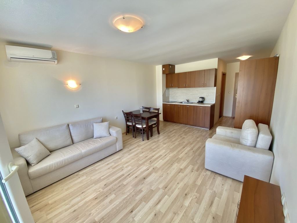 Funktionales Studio mit Blick auf das Stara-Planina-Gebirge – Sonnenstrand, nördlicher Teil, 500 m vom Strand entfernt