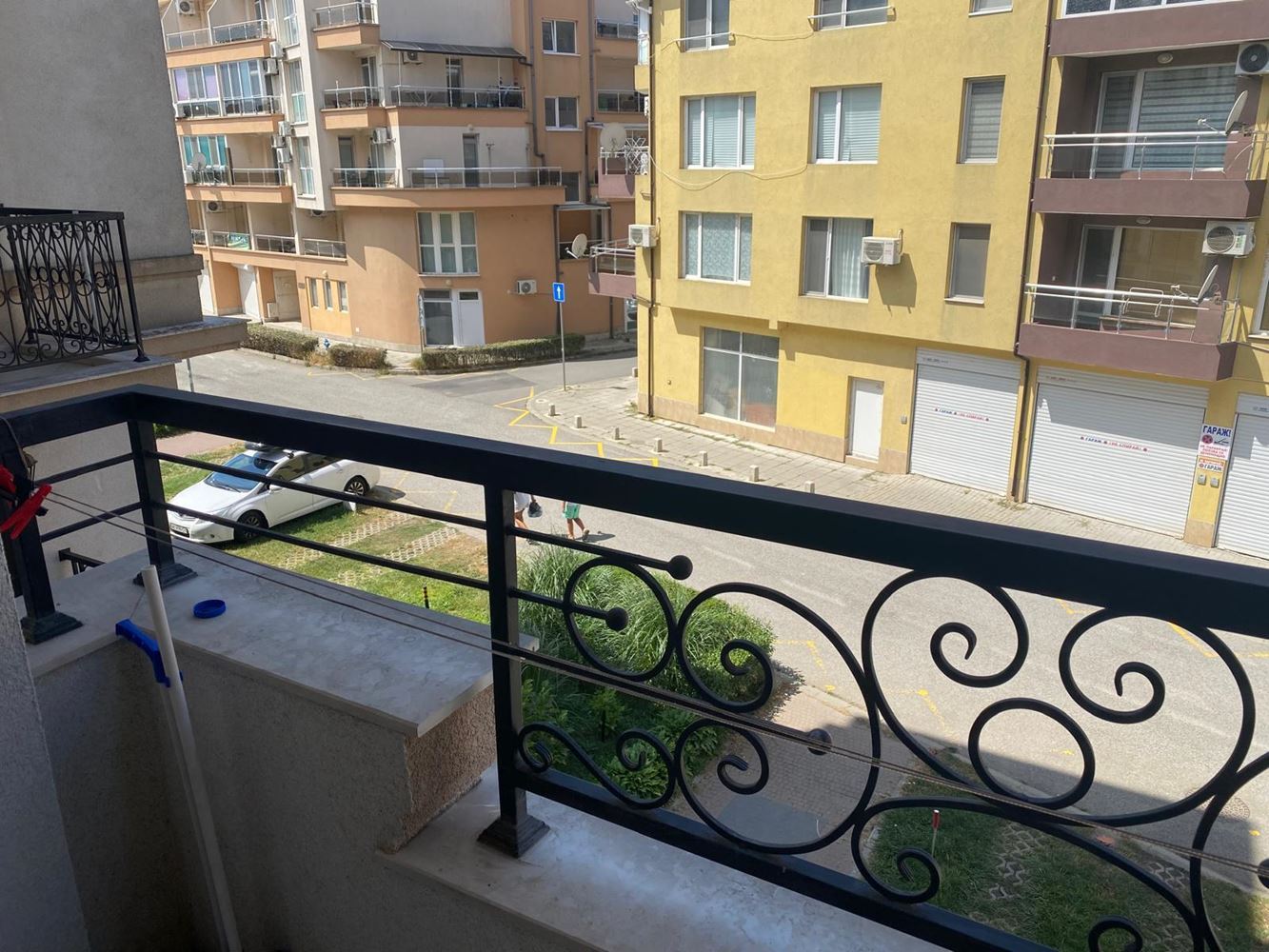 2-Zimmer-Wohnung in Pomorie – möbliert, mit Garten und ausgezeichneter Lage
