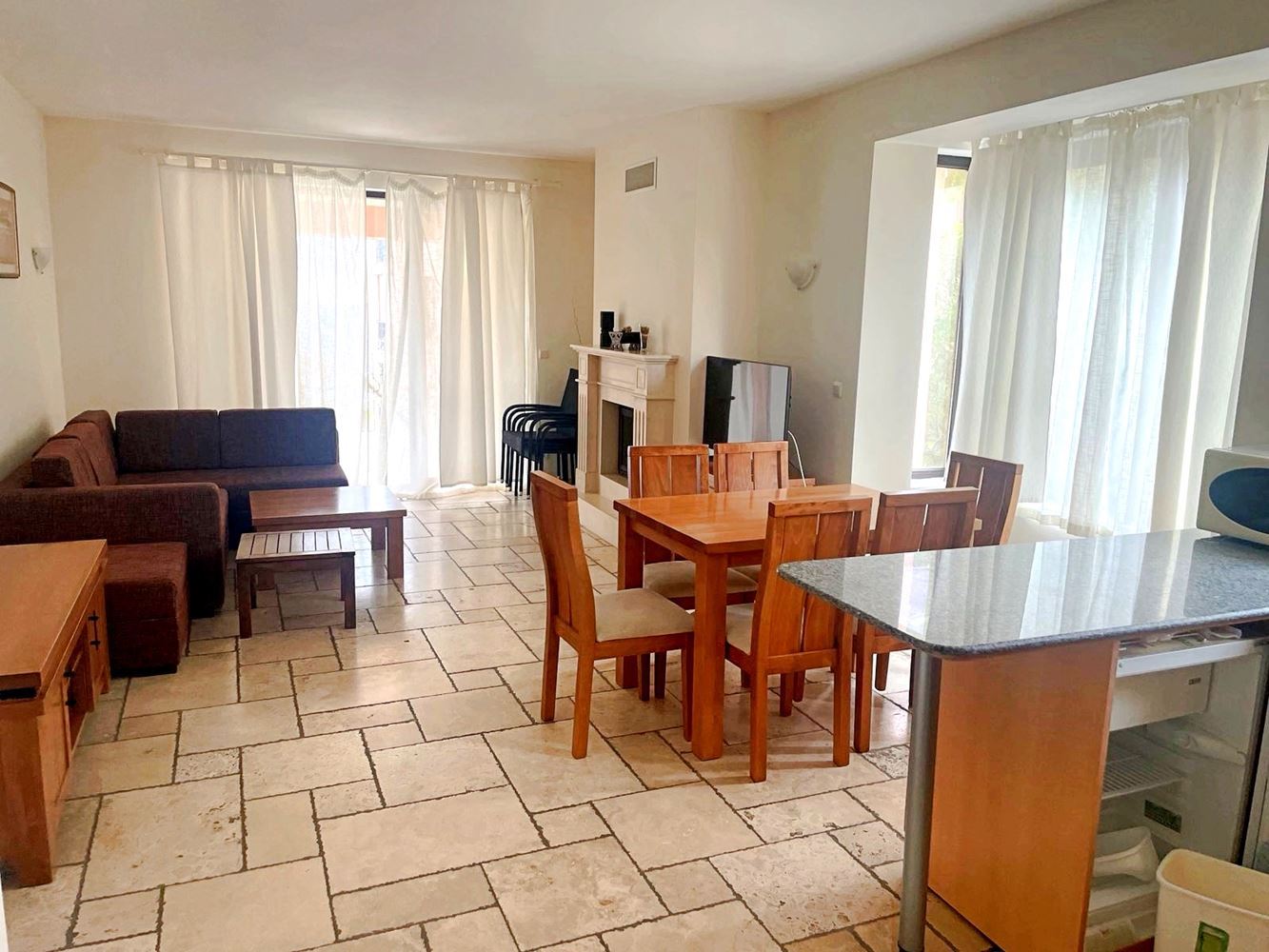 Geräumige möblierte 3-Zimmer-Wohnung mit Meerblick nahe Balchik – Komfort inmitten der Natur und der Golf Riviera