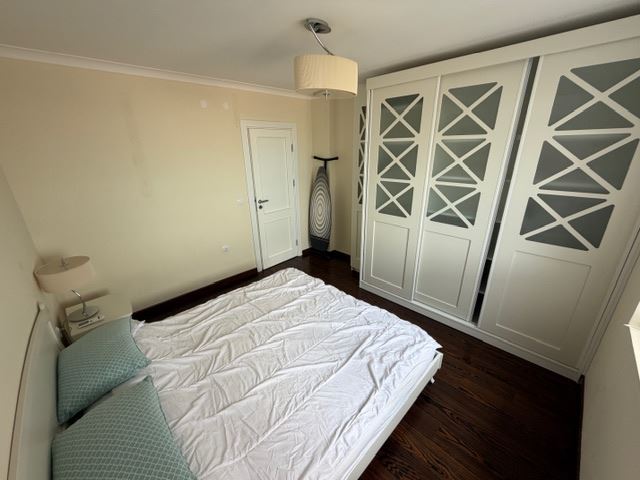 Frontale Meerespanorama in erster Meereslinie – 3-Zimmer-Wohnung in Sveti Vlas mit außergewöhnlicher Lage