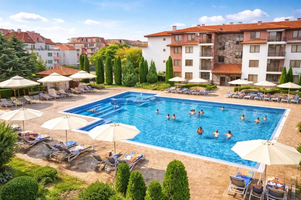 Großzügige 3-Zimmer-Wohnung mit zwei Schlafzimmern in Nessebar – zwei Terrassen und Möglichkeit für ein drittes Schlafzimmer