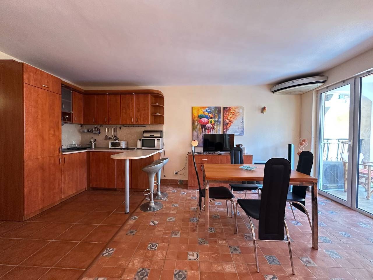 Geräumige 2-Zimmer-Wohnung in Strandnähe in Sonnenstrand