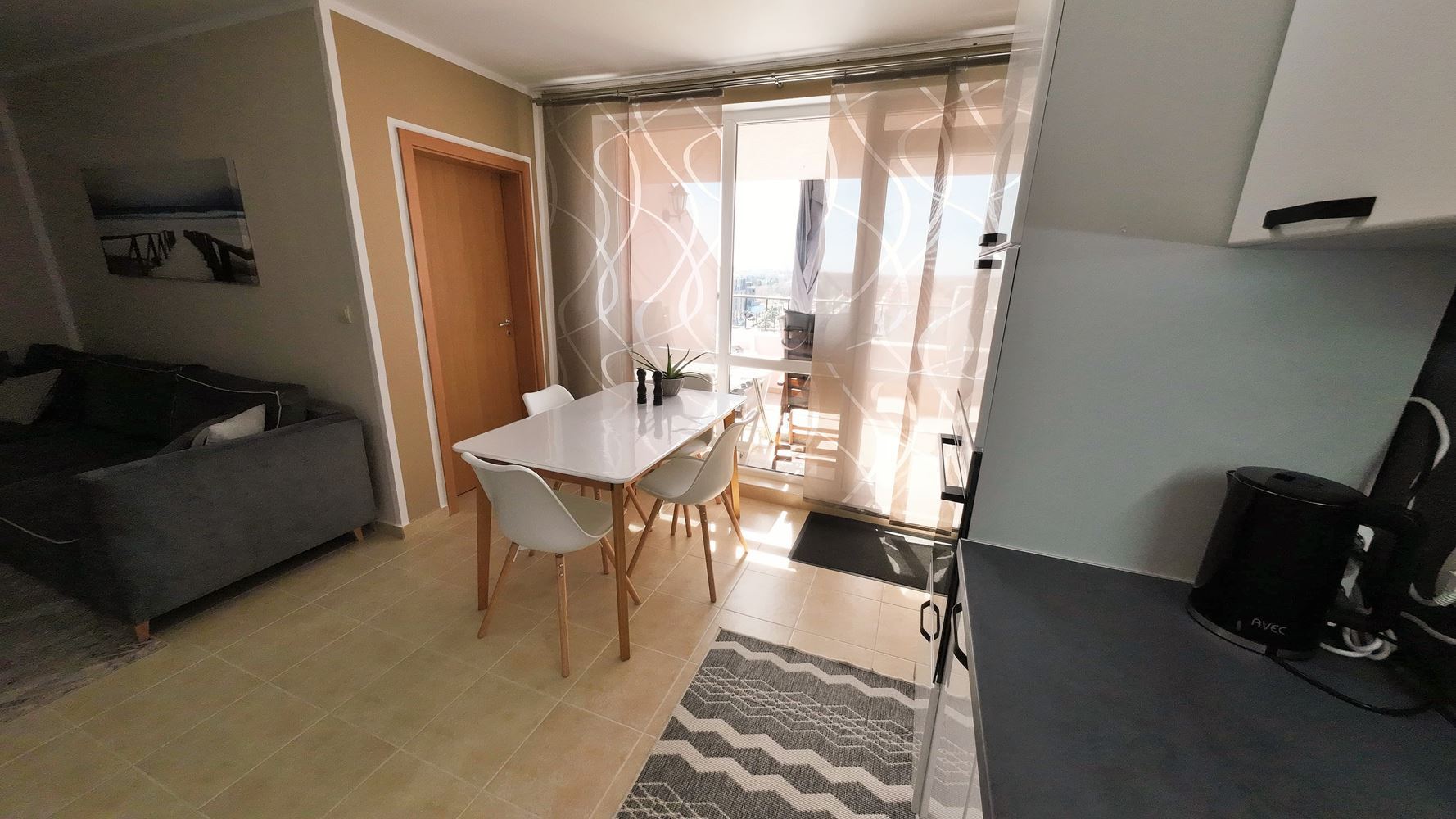 Gemütliche Wohnung mit einem Schlafzimmer in Sonnenstrand – Komfort, Großzügigkeit und hervorragende Lage am Meer