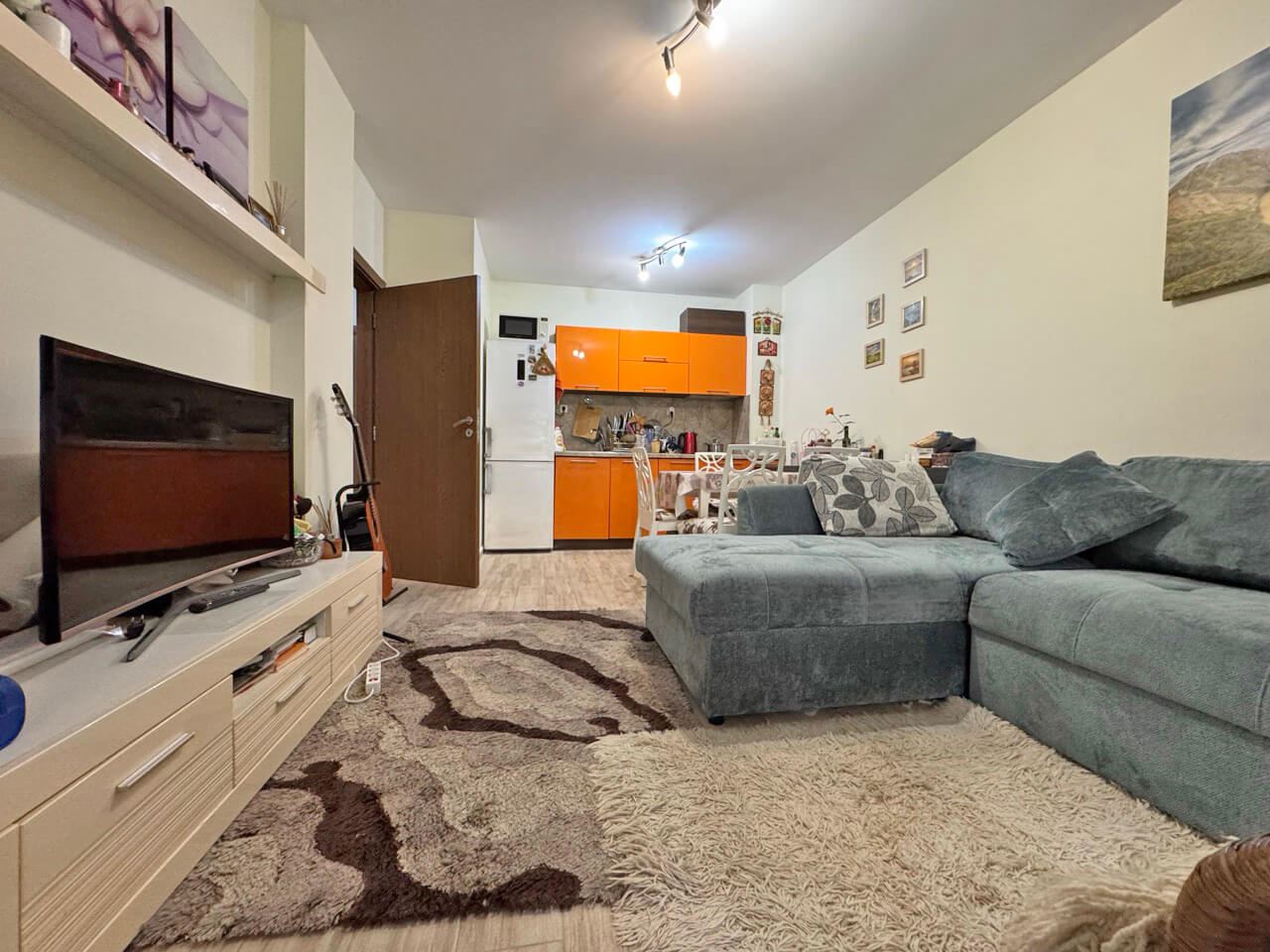 Luxuriöse Zweizimmerwohnung mit Parkblick in einer renommierten Anlage in Sonnenstrand