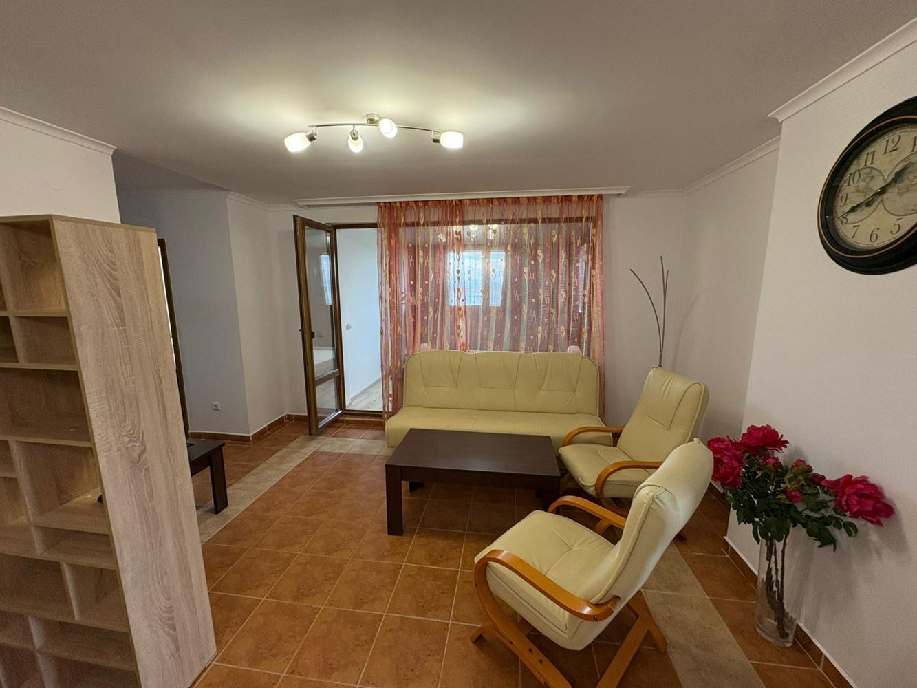 Pomorie – Geräumige Wohnung mit 2 Schlafzimmern in erster Linie mit Meerblick und niedriger Wartungsgebühr