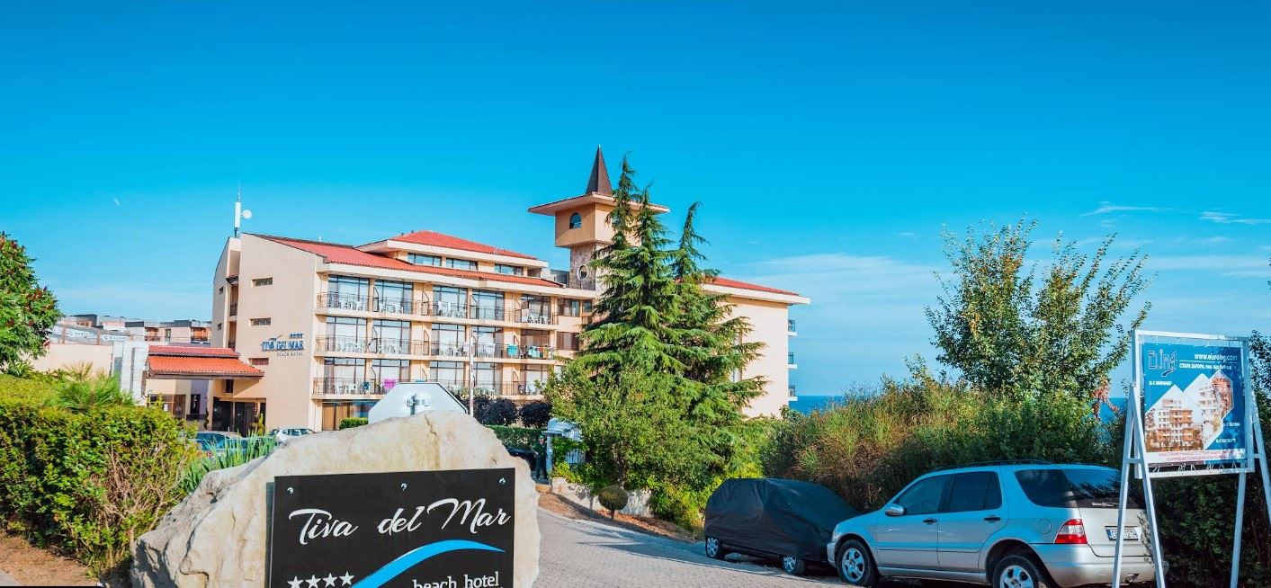 2-Zimmer-Wohnung mit Panoramablick auf das Meer in erster Meereslinie in Sveti Vlas