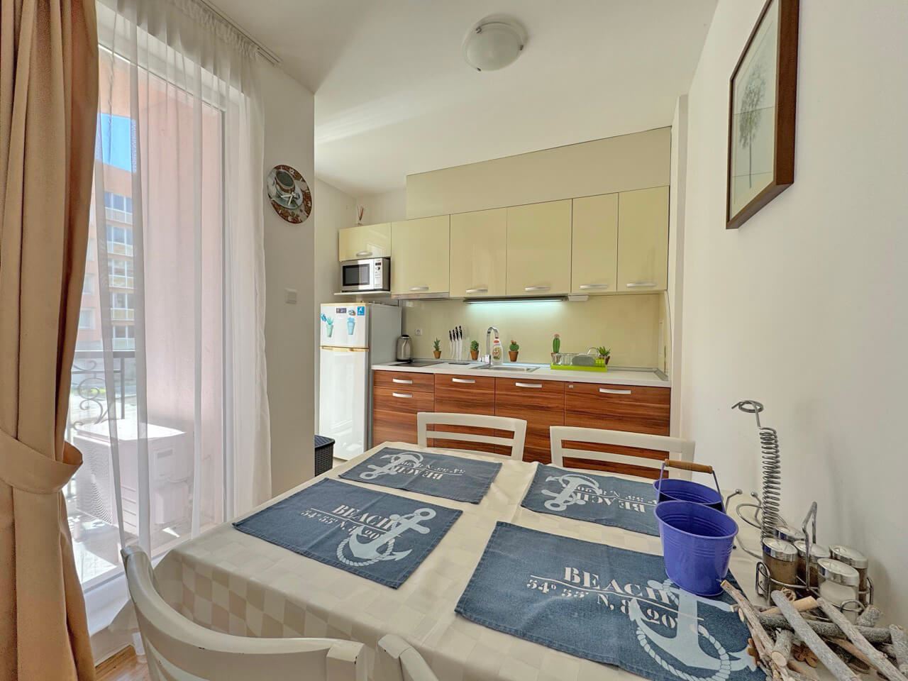 Elegante Zweizimmerwohnung mit Poolblick in einer luxuriösen Anlage in Sonnenstrand