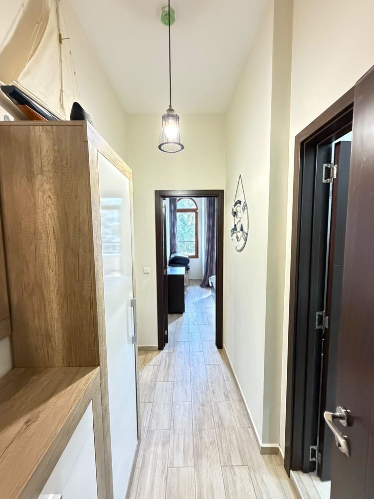 Luxuriöse Zweizimmerwohnung mit Blick ins Grüne in einer prestigeträchtigen Anlage in Sonnenstrand