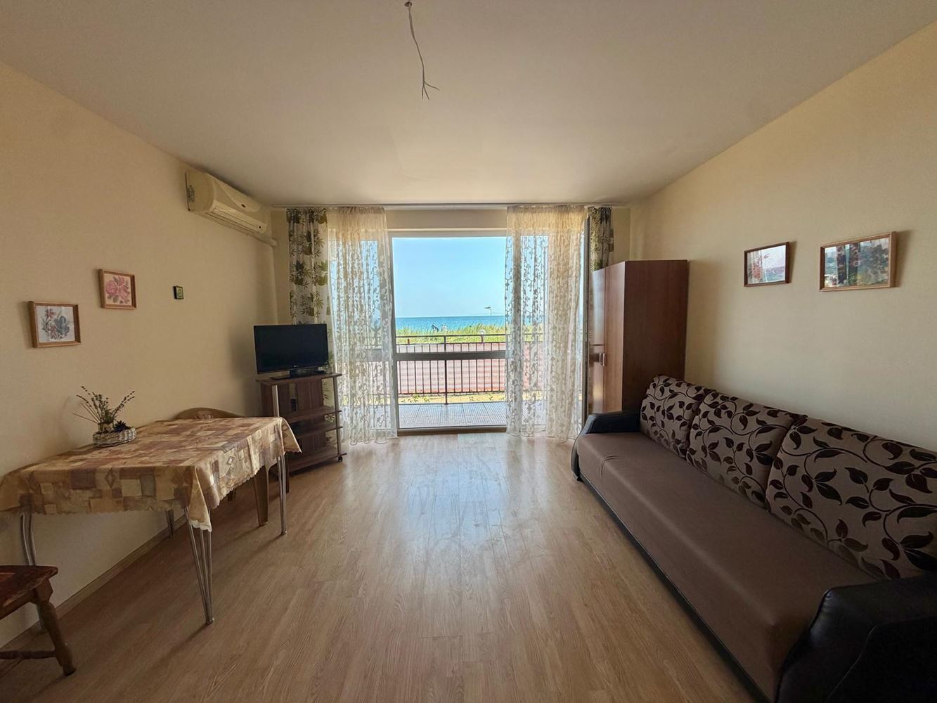 Möbliertes Studio mit Panoramablick auf das Meer in Ravda, nur 50 Meter vom Meer entfernt
