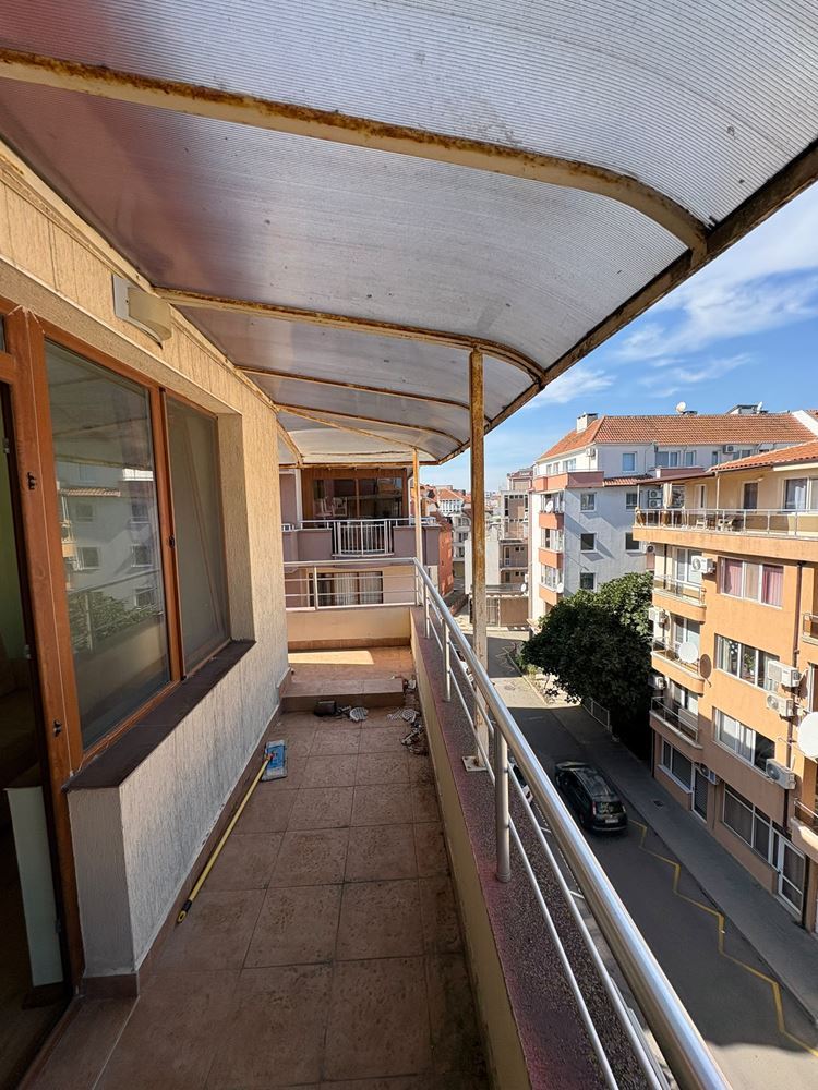 Wohnung mit zwei Schlafzimmern in Pomorie – das Meer ist bequem zu Fuß erreichbar