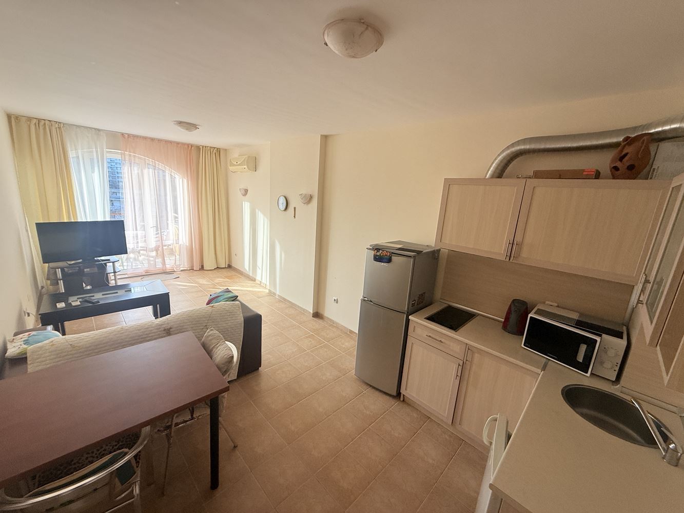 2-Zimmer-Wohnung in erster Meereslinie in Ravda – Meerblick, Gemütlichkeit und alles Notwendige für einen perfekten Urlaub