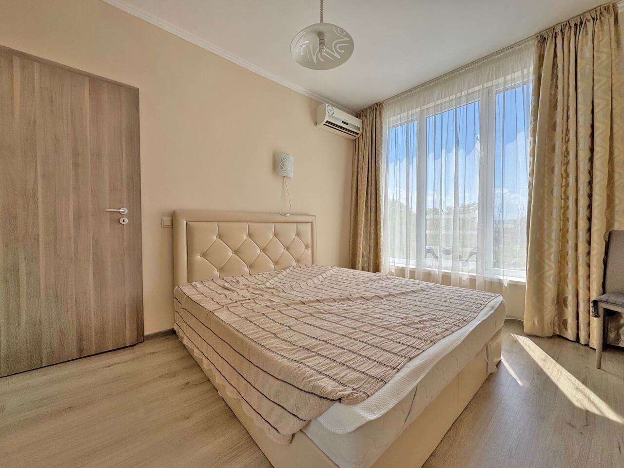 Apartment mit zwei Schlafzimmern und Poolblick in einer modernen Anlage in Sonnenstrand