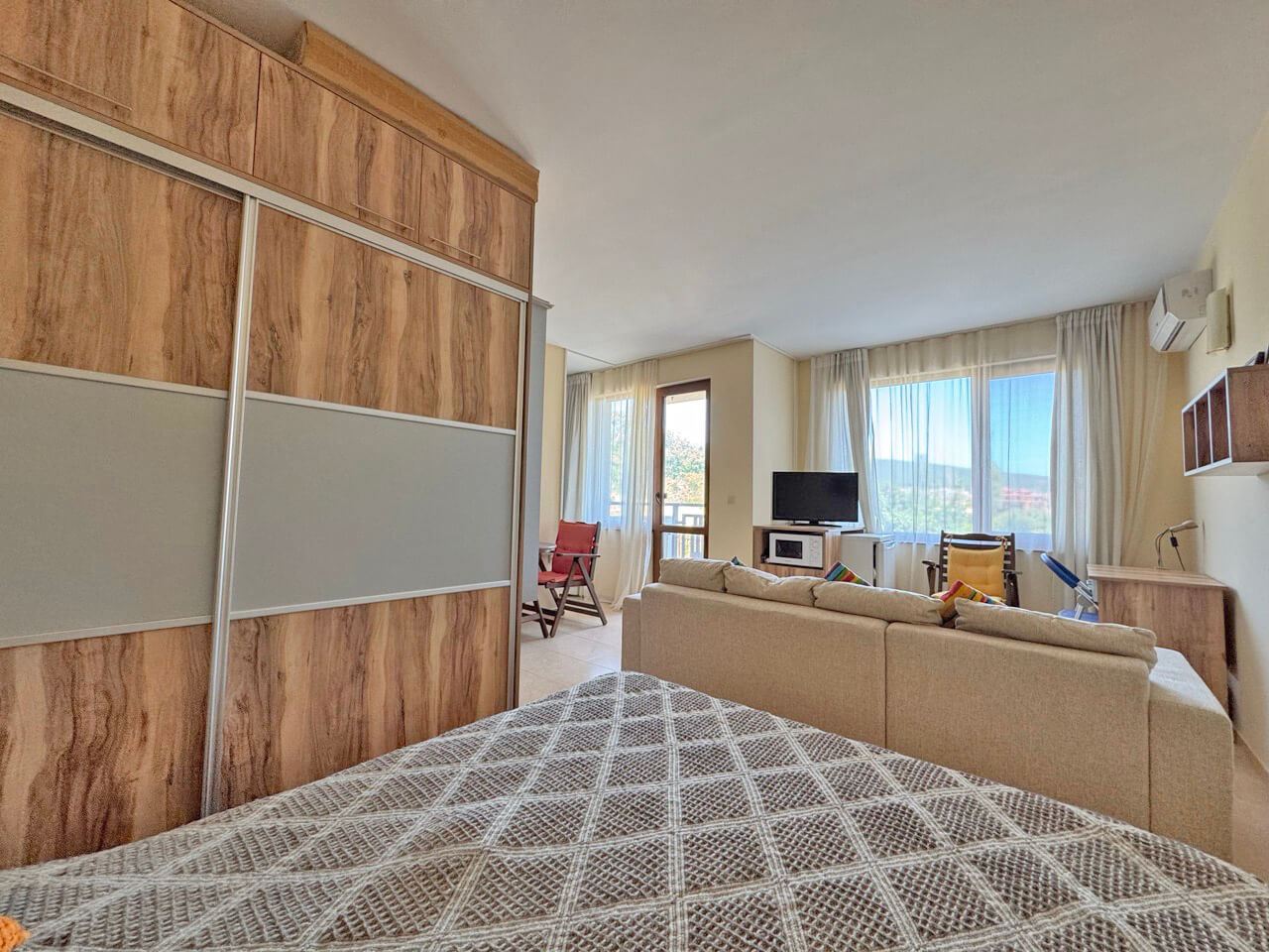 Geräumiges Studio in Sveti Vlas – Komfort, Ruhe und eine hervorragende Investition nahe dem Meer