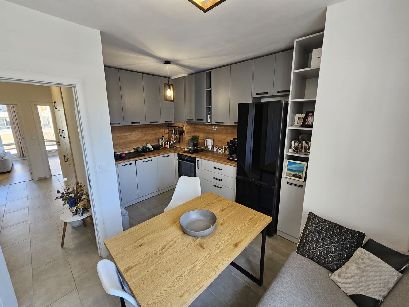 Geräumige und helle Zwei-Zimmer-Wohnung mit zwei großen Terrassen in Meden Rudnik – ideal für Familie oder Investition