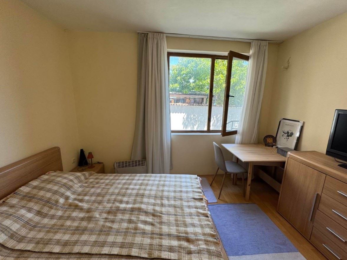 Geräumiges Apartment mit zwei Schlafzimmern in erster Meereslinie in Ravda – ein großzügiges Zuhause am Meer mit einzigartigem Ausblick