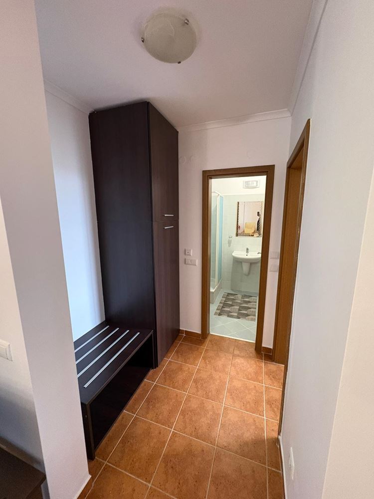 Pomorie – Geräumige Wohnung mit 2 Schlafzimmern in erster Linie mit Meerblick und niedriger Wartungsgebühr