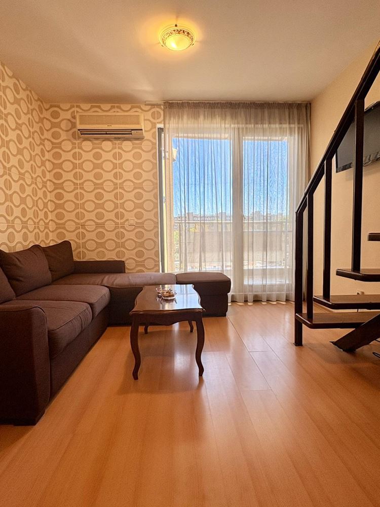 Geräumige 2-Zimmer-Maisonettewohnung in Sonnenstrand – bezugsfertig, mit niedrigen Instandhaltungskosten
