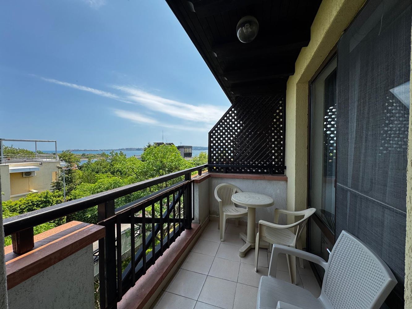Wohnung mit Meerblick in Tschernomorez – Komfort, luxuriöse Wohnanlage und perfekte Urlaubsatmosphäre