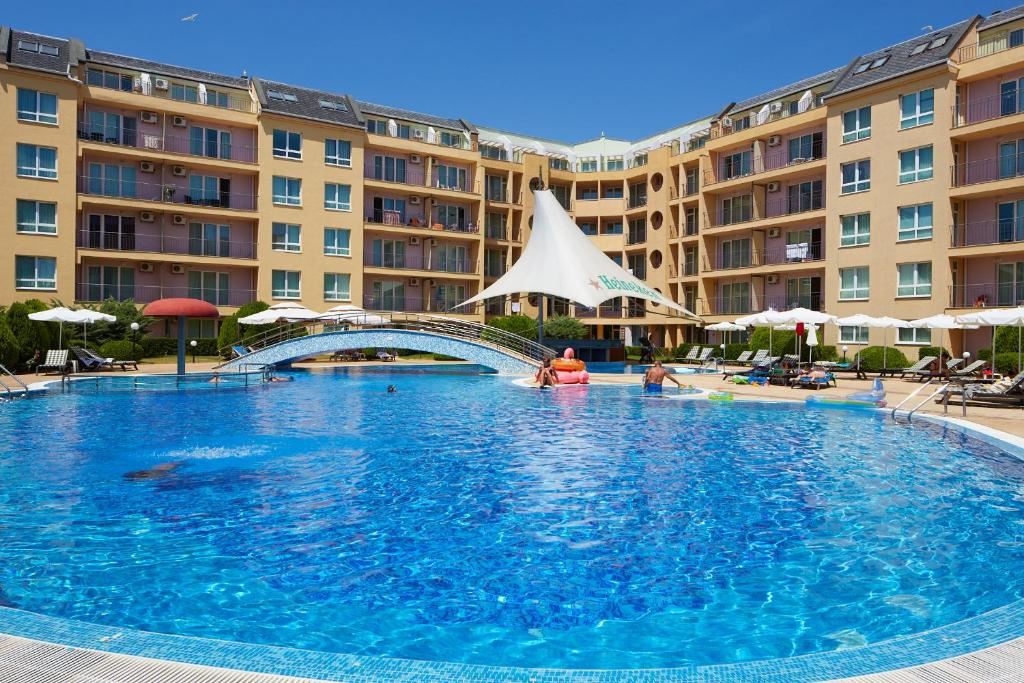 Wohnung mit einem Schlafzimmer und Panoramablick im Herzen von Sonnenstrand