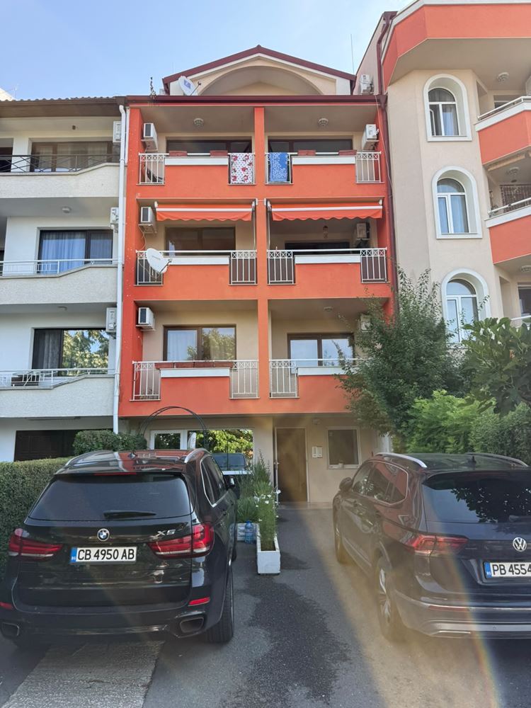 Studio-Apartment in Sveti Vlas mit großer Terrasse und ausgezeichneter Lage – ideal für Urlaub oder Investition