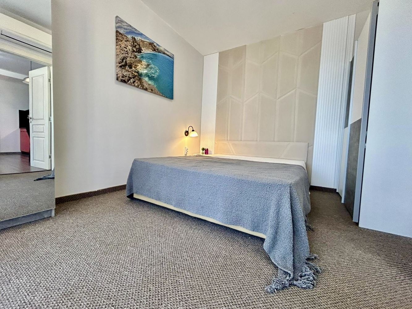Wohnung mit einem Schlafzimmer und zwei großzügigen Terrassen in Sunny Beach – vollständig möbliert und bezugsfertig
