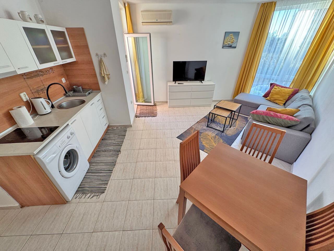Stilvolle Zweizimmerwohnung in Sonnenstrand – Komfort, Annehmlichkeiten und eine Atmosphäre für einen echten Urlaub am Meer