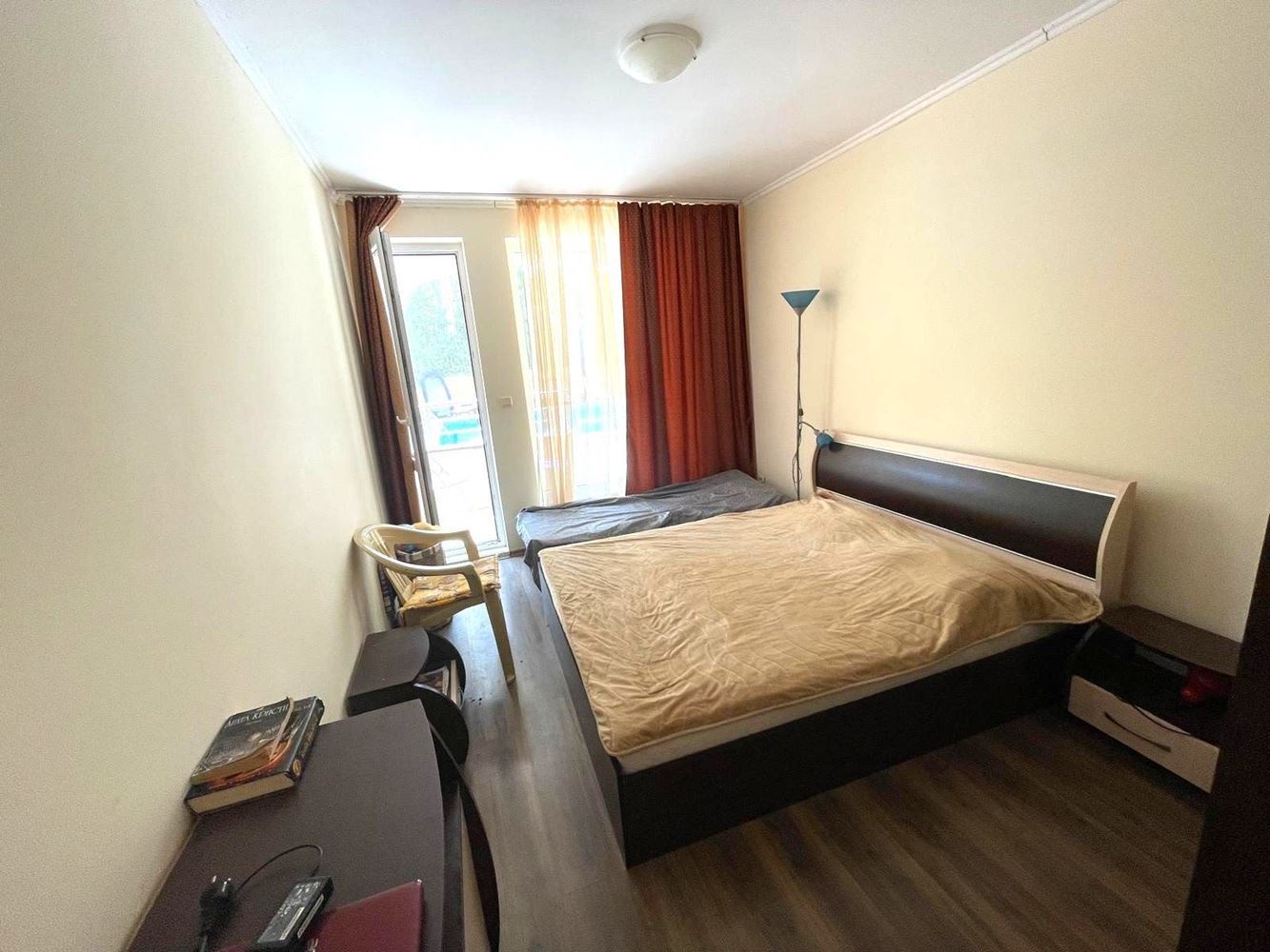 Großzügige 2-Zimmer-Wohnung 100 Meter vom Strand entfernt in Pomorie mit direktem Zugang zum Swimmingpool
