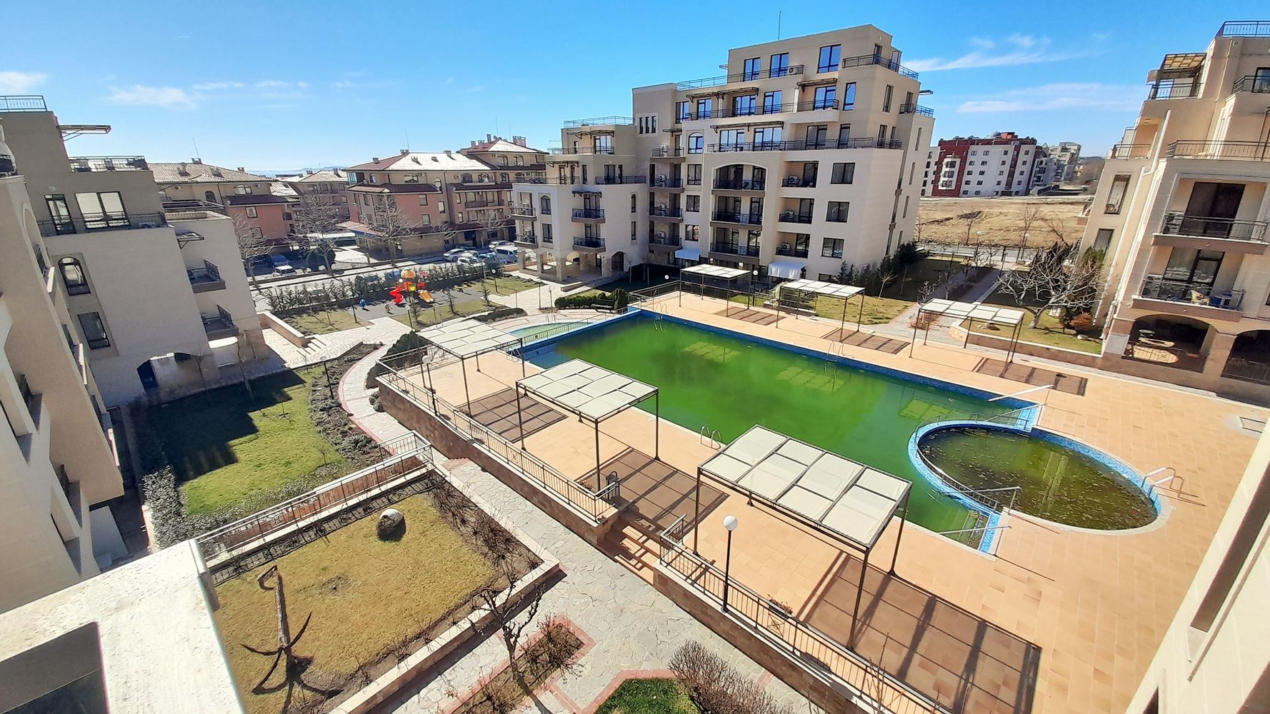 Attraktive Zweizimmerwohnung mit Meer- und Bergblick in Sveti Vlas