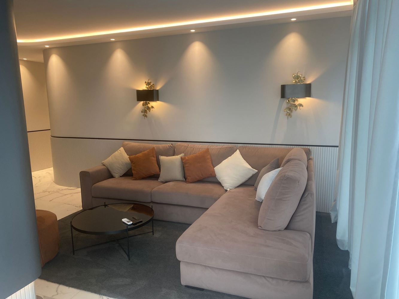 Elegante und großzügige 3-Zimmer-Wohnung in erster Meereslinie in Nessebar – Panoramablick auf das Meer und Premium-Komfort