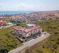 Großzügige 3-Zimmer-Wohnung in Nessebar – voll möbliert, in ruhiger und schnell wachsender Gegend nahe dem Meer