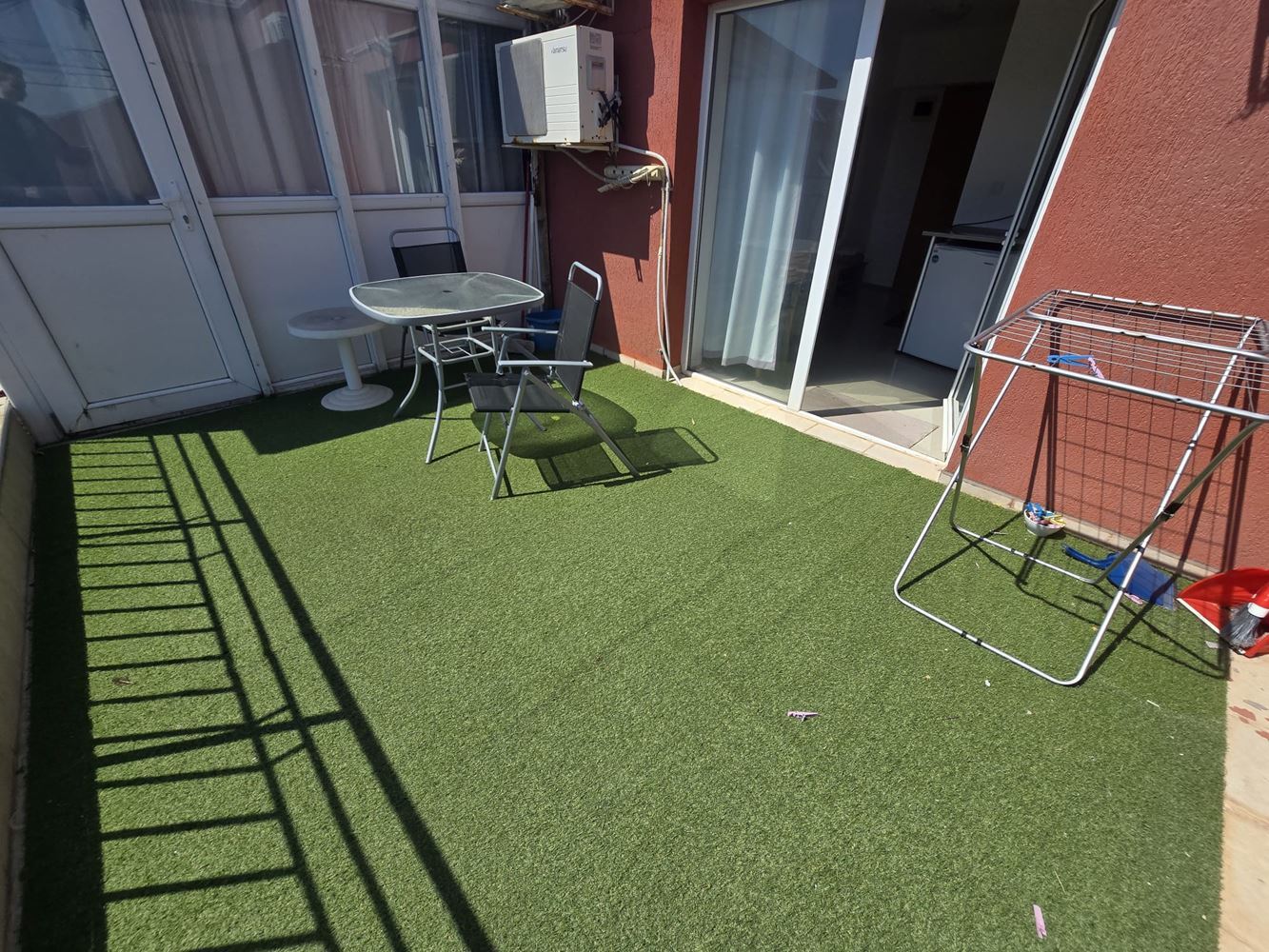 Moderne Zwei-Zimmer-Wohnung (mit einem Schlafzimmer) in Sunny Beach – Stil, Komfort und bezugsfertig