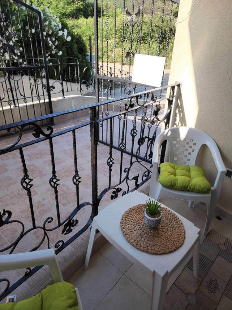 Komfort und Funktionalität am Meer – vollständig möblierte Ein-Zimmer-Wohnung in Sveti Vlas