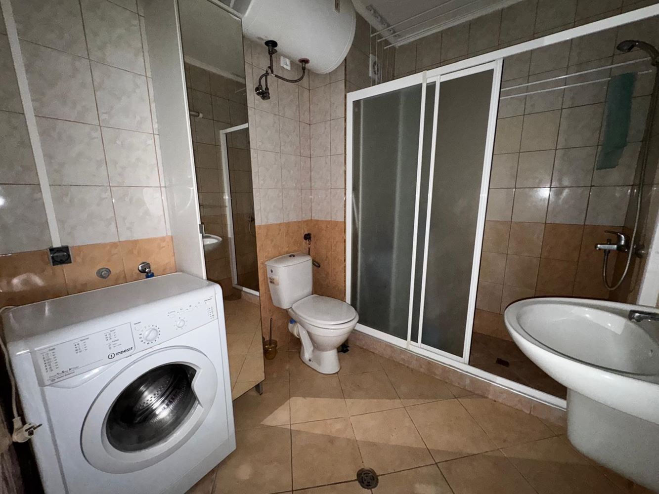 Geräumige Wohnung mit einem Schlafzimmer in Pomorie – mit großer Terrasse und ausgezeichnetem Investitionspotenzial